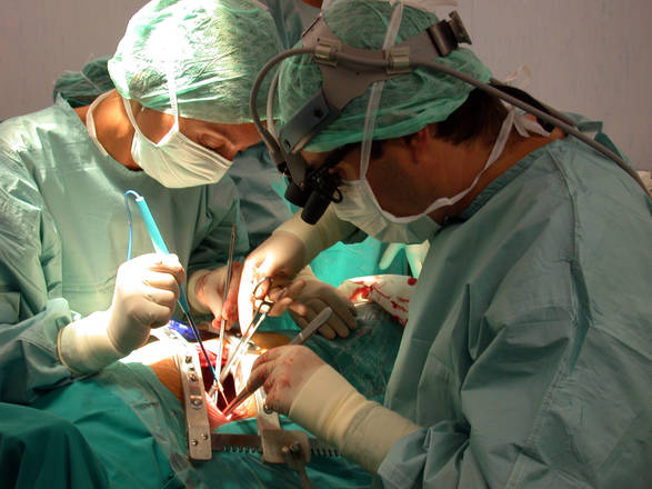 Primo trapianto di fegato 'domino' su 2 pazienti pediatrici