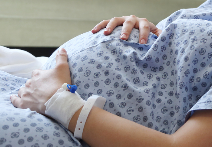 Tumori in gravidanza, più chance e aborti evitabili